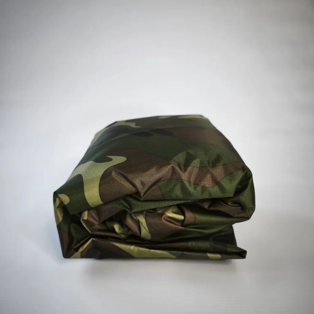 funda_kayak_camuflada_proteccionUV_plegada_doblada en paquetito.webp